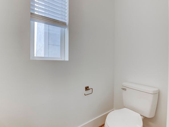 5241 Darling Street, Houston TX 77007