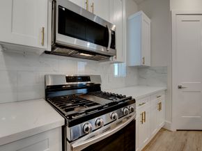 5241 Darling Street, Houston TX 77007