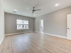 5241 Darling Street, Houston TX 77007