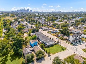 5712 Elysian Street, Houston TX 77009