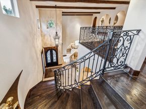 3751 Aberdeen Way, Houston TX 77025