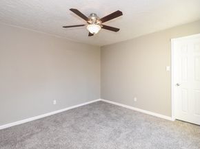 9400 Doliver Drive 56, Houston TX 77063