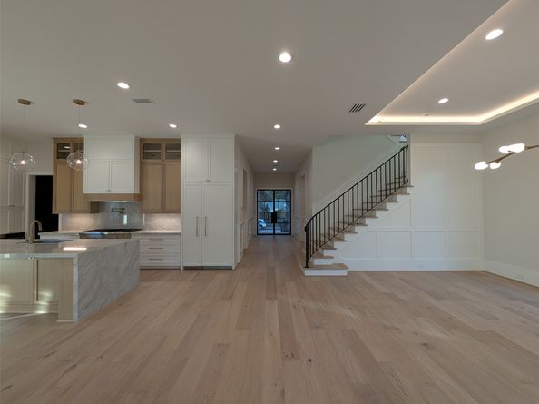 3855 Gramercy Street, Houston TX 77025