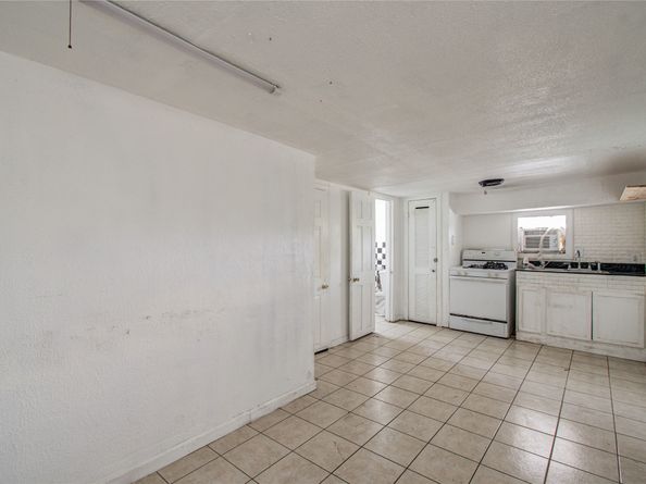 6700 Avenue S, Houston TX 77011