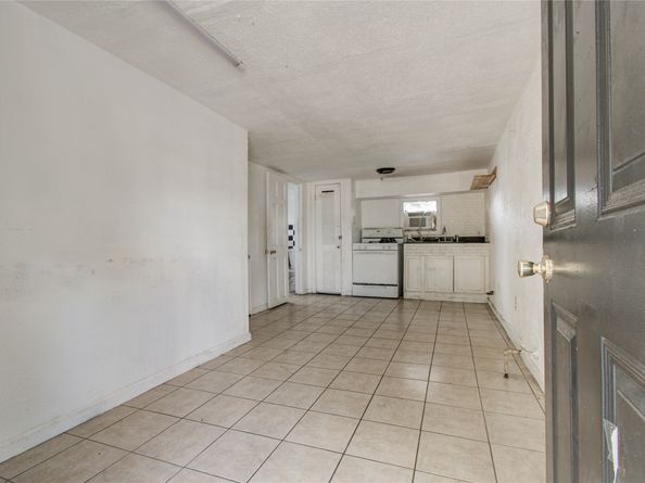 6700 Avenue S, Houston TX 77011