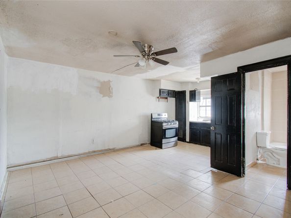6700 Avenue S, Houston TX 77011