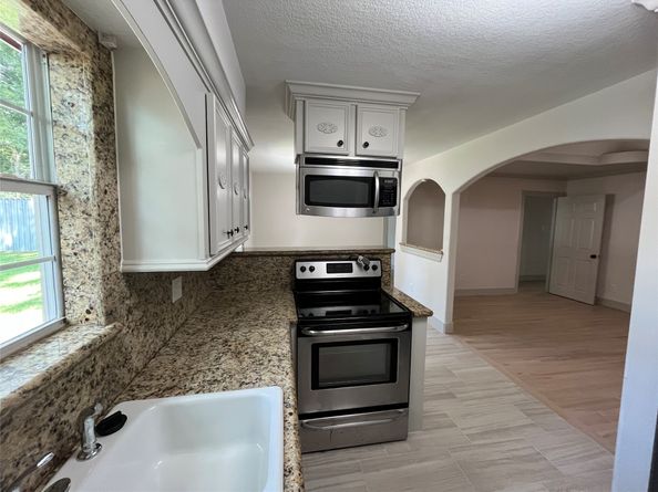 2315 Langley Road, Houston TX 77093