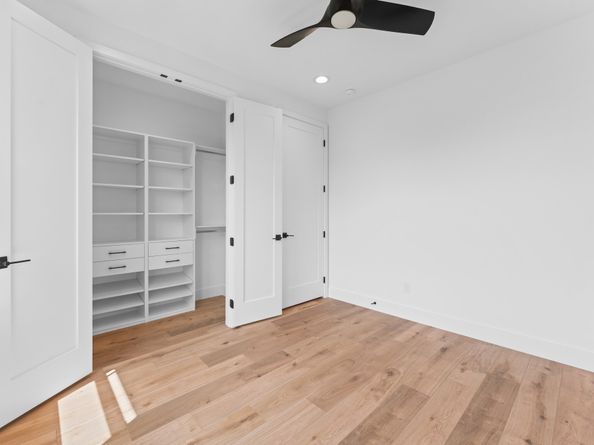 6711 Housman Street, Houston TX 77055