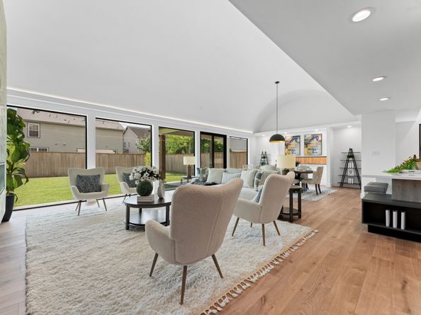 6711 Housman Street, Houston TX 77055