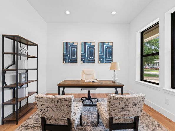 6711 Housman Street, Houston TX 77055