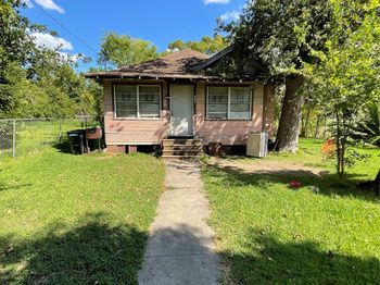 305 Burr Street