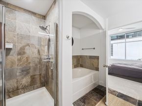 1901 Post Oak Boulevard 204, Houston TX 77056