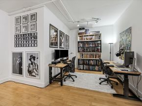 1901 Post Oak Boulevard 204, Houston TX 77056