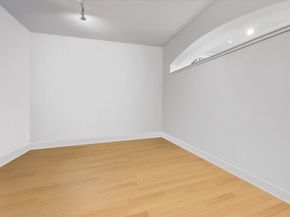 1901 Post Oak Boulevard 204, Houston TX 77056