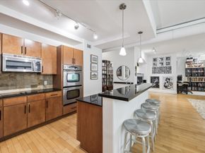 1901 Post Oak Boulevard 204, Houston TX 77056