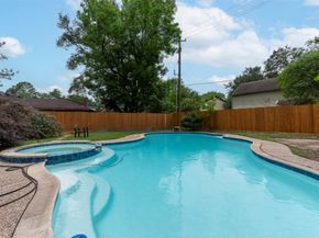 5638 Long Creek Lane, Houston TX 77088