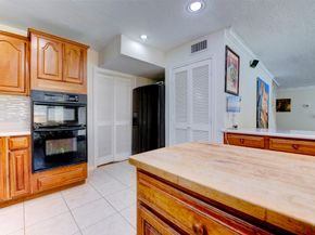 5638 Long Creek Lane, Houston TX 77088