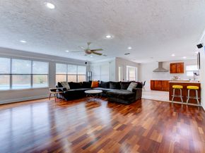 5638 Long Creek Lane, Houston TX 77088