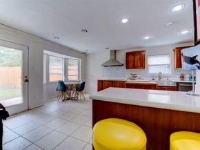 5638 Long Creek Lane, Houston TX 77088