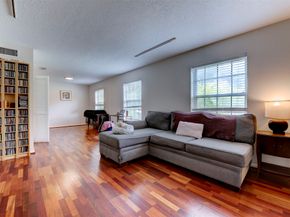 5638 Long Creek Lane, Houston TX 77088