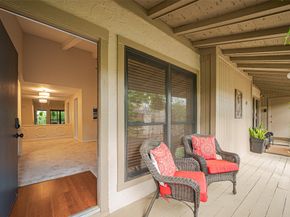 5711 Sugar Hill Drive 100, Houston TX 77057