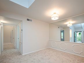 5711 Sugar Hill Drive 100, Houston TX 77057