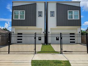 1508 Weiss Street, Houston TX 77009