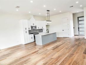 1508 Weiss Street, Houston TX 77009