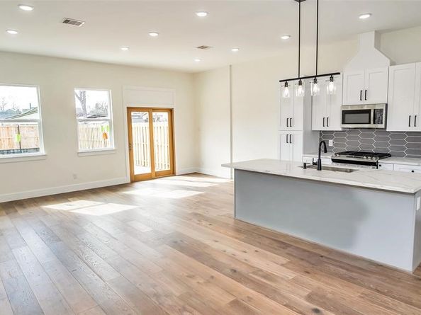 1508 Weiss Street, Houston TX 77009