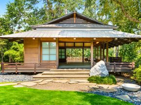 2 Soldiers Creek Circle, Hunters Creek Village TX 77024