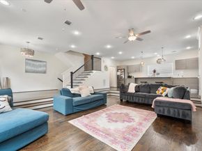 1333 W 22nd Street F, Houston TX 77008