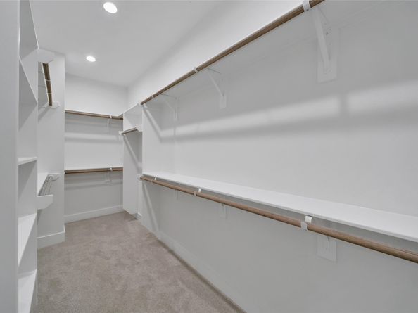 7012 Saint Augustine Street, Houston TX 77021