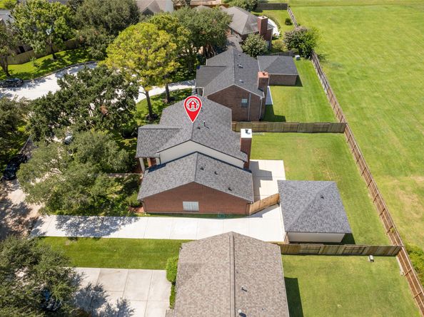 3315 N Sutton Square, Stafford TX 77477
