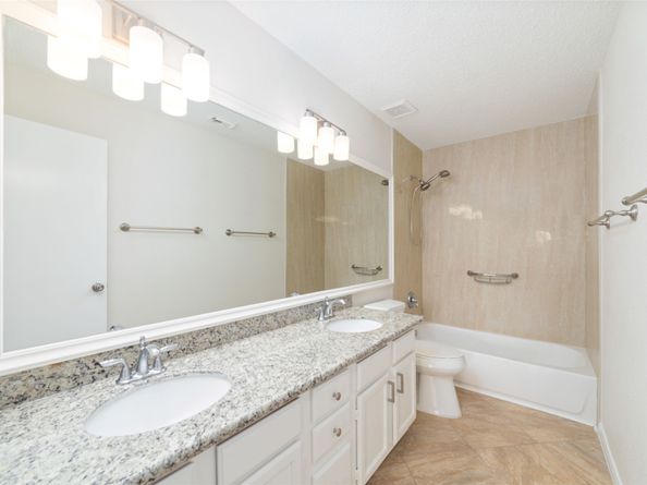 3315 N Sutton Square, Stafford TX 77477