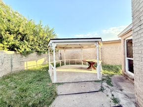 3918 Summit Valley Drive, Houston TX 77082
