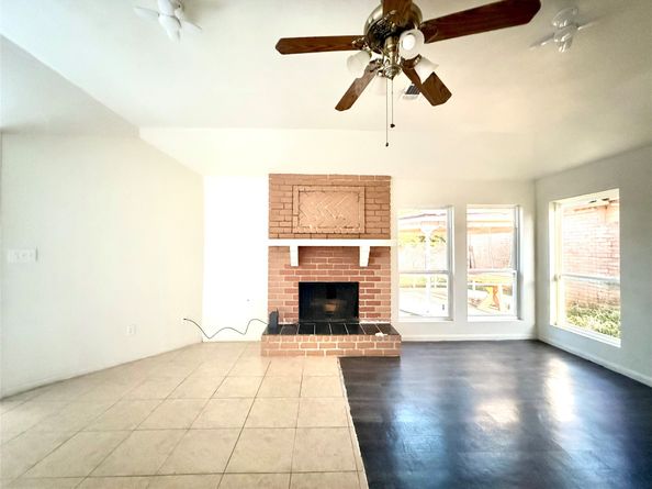 3918 Summit Valley Drive, Houston TX 77082