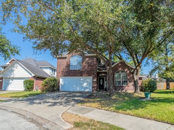 18502 Huron Park Trail