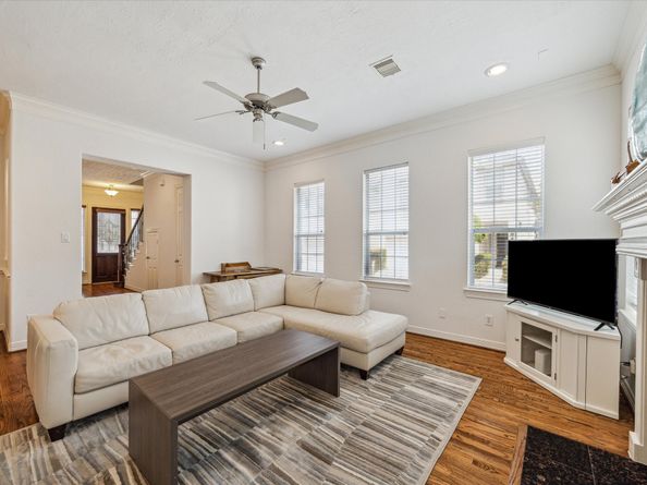 3203 HOLLY PATH Drive, Houston TX 77042