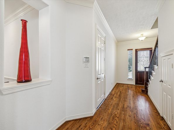 3203 HOLLY PATH Drive, Houston TX 77042