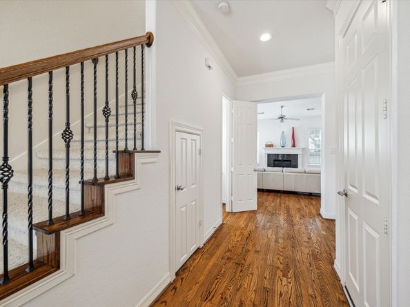 3203 HOLLY PATH Drive, Houston TX 77042
