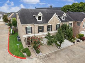 3203 HOLLY PATH Drive, Houston TX 77042