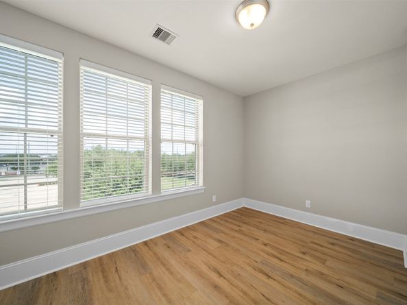 2710 Church Wood Dr, Houston TX 77082