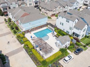 2710 Church Wood Dr, Houston TX 77082