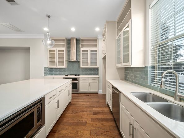 2710 Church Wood Dr, Houston TX 77082