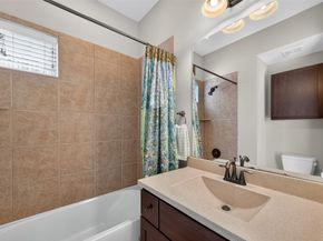 940 W 24th Street, Houston TX 77008