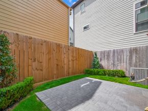 940 W 24th Street, Houston TX 77008