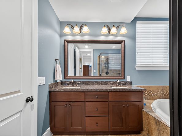 940 W 24th Street, Houston TX 77008