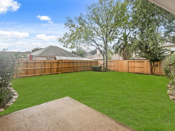 3814 Shady Harbor Drive, Houston TX 77082