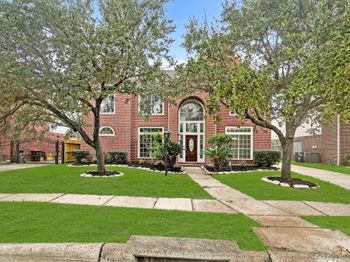 3814 Shady Harbor Drive