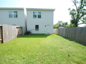 4523 Sunflower Street, Houston TX 77051